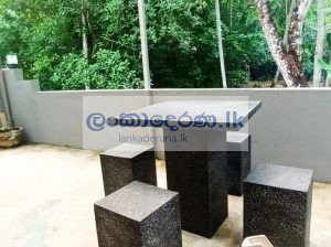 තරු 4 හෝටලයක් මිලදී ගැනීමට