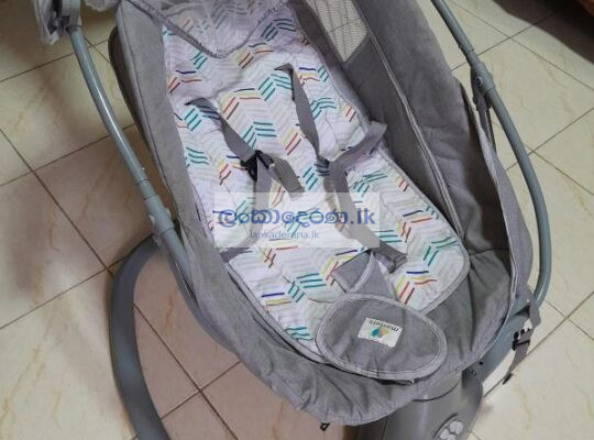 Deluxe Multifunctional Bassinet (Baby Swing) 25,500/=