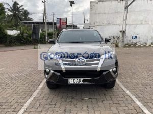 Toyota fortuner 2016