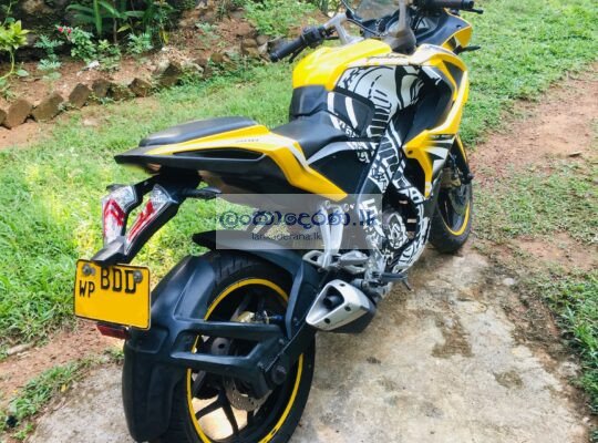 Pulsar RS200 2016