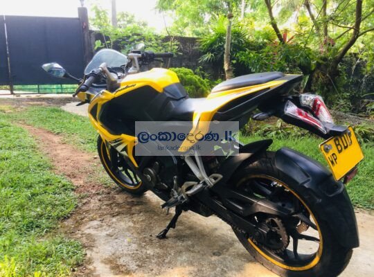 Pulsar RS200 2016