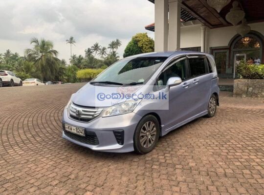 Honda freed