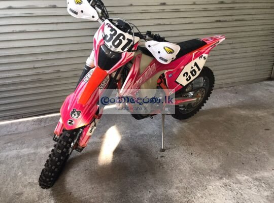 KTM-250-EXC-F-Six day model