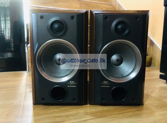 Pioneer Linear Bookshelf Speaker