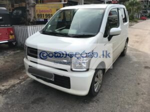 RENT A CAR SUZUKI WAGON R