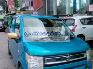 RENT A CAR SUZUKI WAGON R