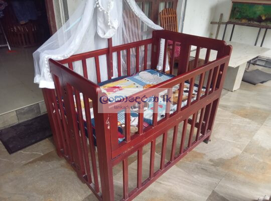 Baby cot