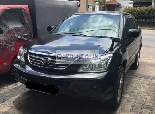 Rent a Car Toyota Harrier