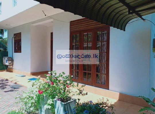 House for sale in Ratmalana.