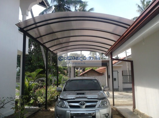 Polycarbonate roof structure