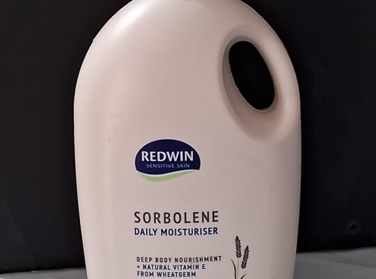 Redwin sorbolene Daily Moisturiser 1.1L