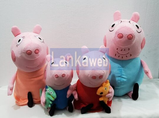 HANDMADE CHARACTER SOFT TOYS PEPPA PIG FAMILY