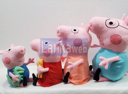 HANDMADE CHARACTER SOFT TOYS PEPPA PIG FAMILY
