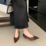کفش پاشنه‌بلند زنانه پلنگی آسان‌پوش - Image 5